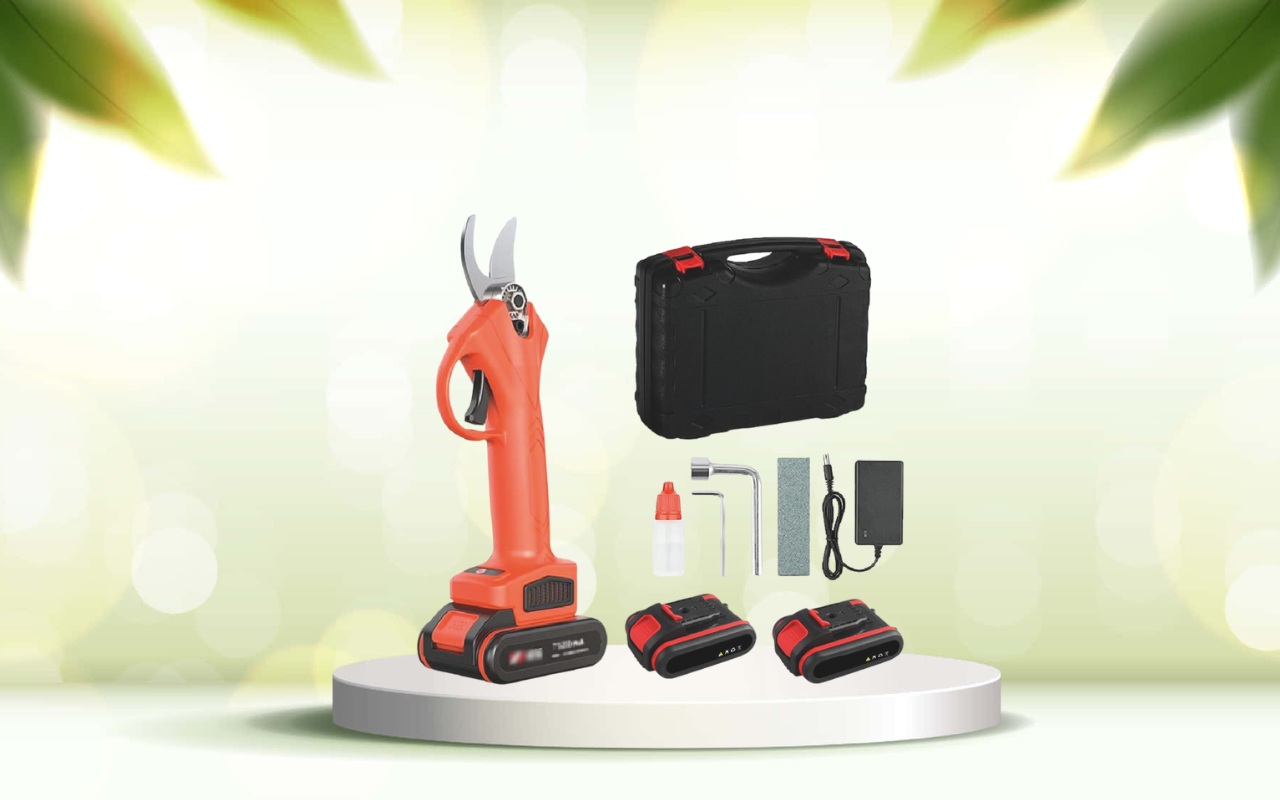 Prova le forbici elettriche da potatura: taglio facile e preciso senza fatica